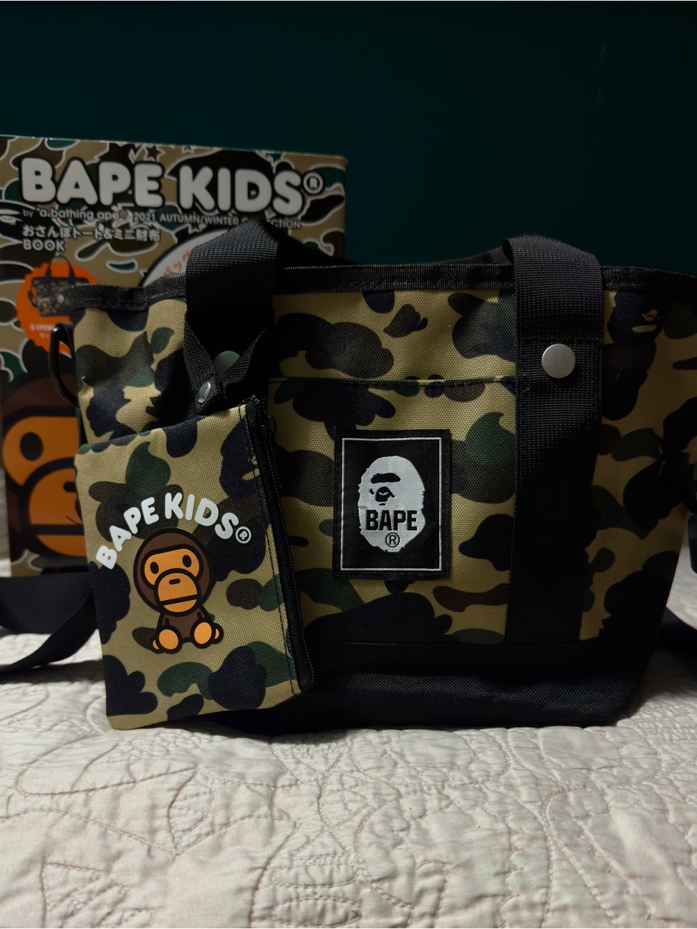 BAPE KIDS Camo Tote Bag + Mini Wallet 🦍💚